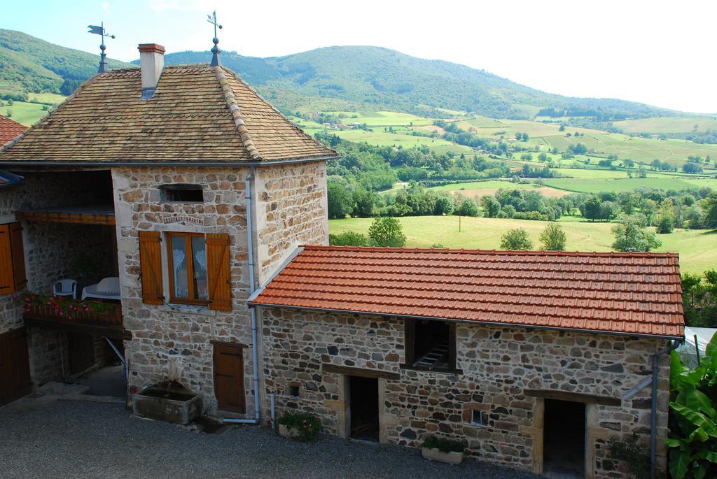 Отель La Ferme Berger Les Ardillats Номер фото